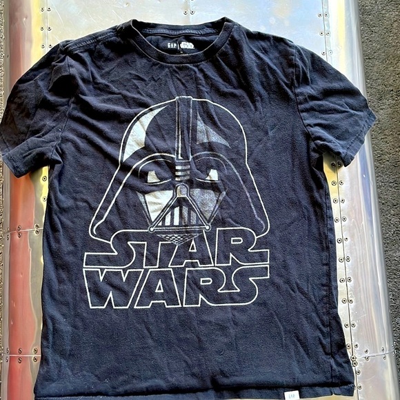 GAP Other - Gap Star Wars t-shirt - kids size XL